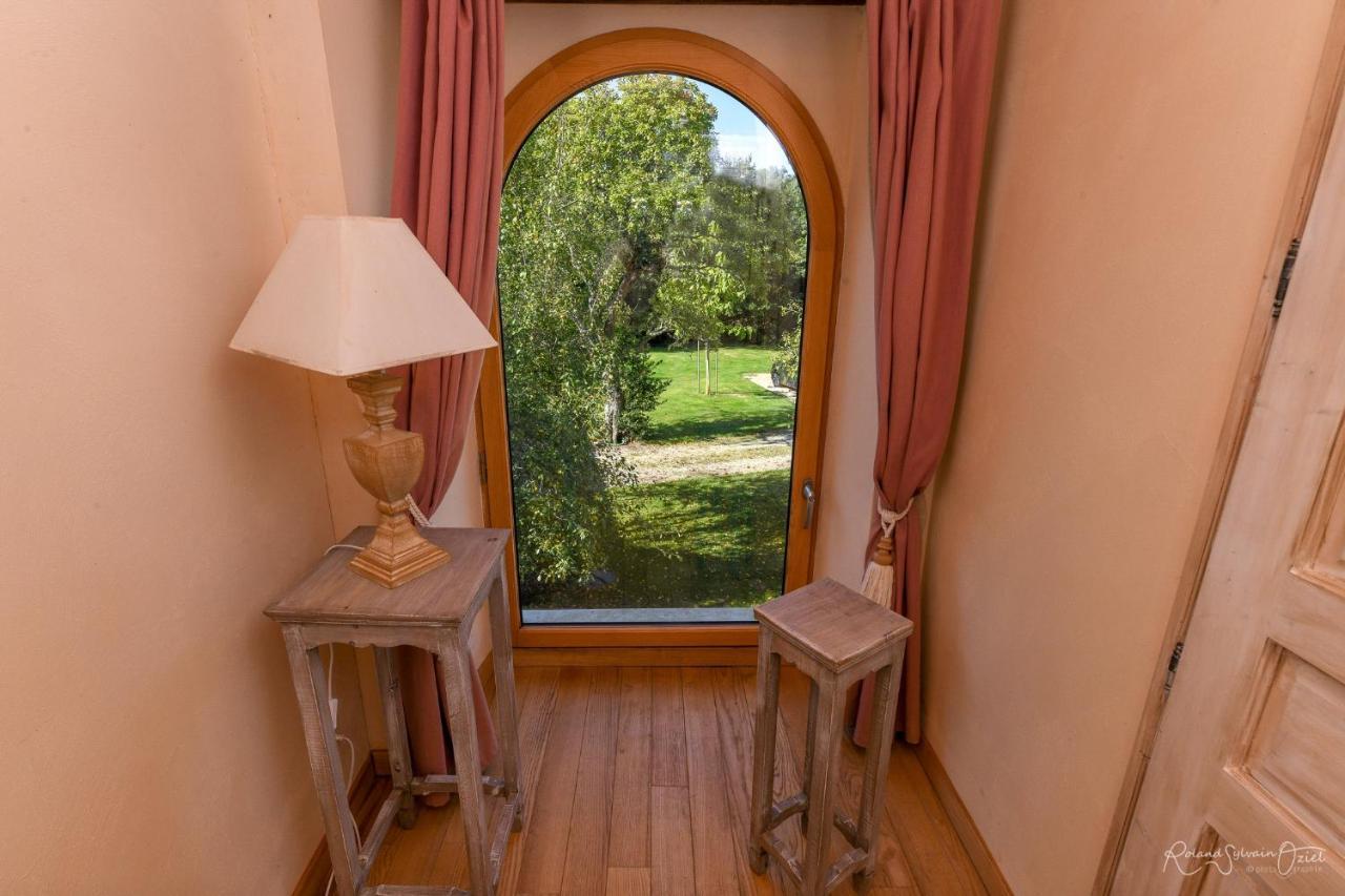 Le Manoir Du Pas Jahan Coueron Luaran gambar
