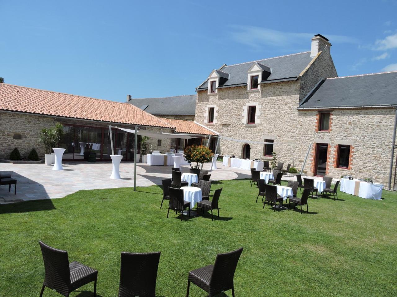 Le Manoir Du Pas Jahan Coueron Luaran gambar